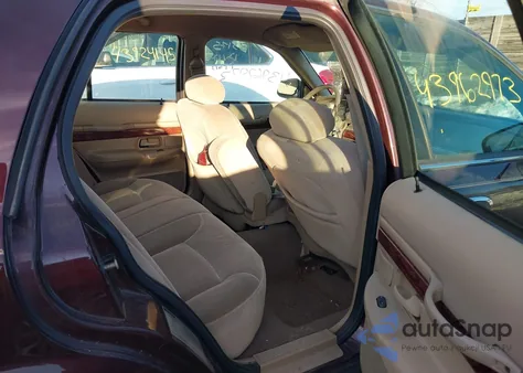 2001 Mercury Grand Marquis Gs из США, поврежденный, VIN 2MEFM74W41X660632